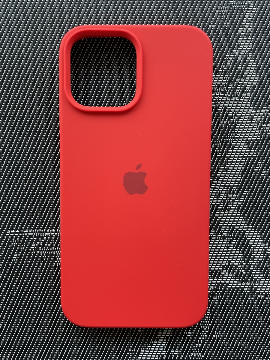 Чехол макс. Iphone 13 Pro Max красный. Iphone 13 Pro Red. Чехол Red iphone 13 Pro. Айфон 13 про Макс красный.