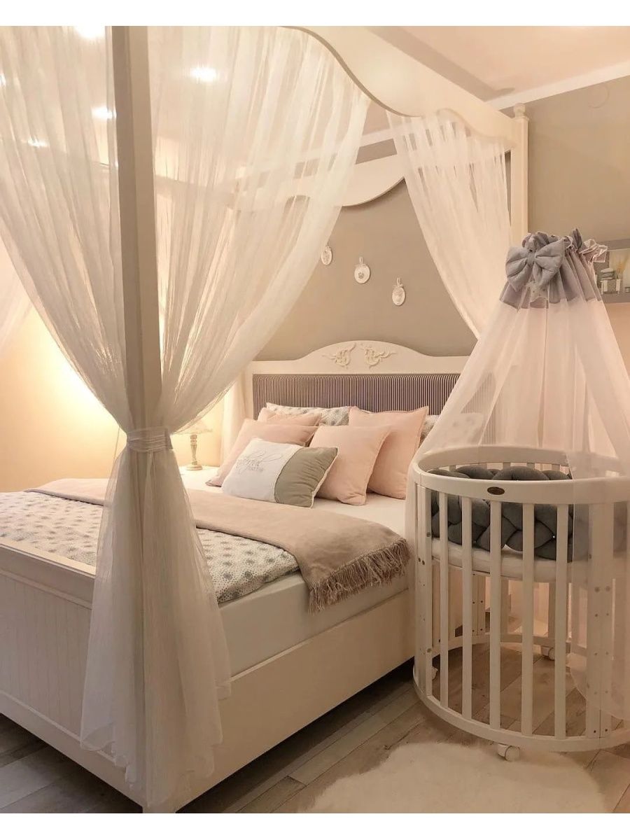 двуспальная кровать с люлькой для новорожденных