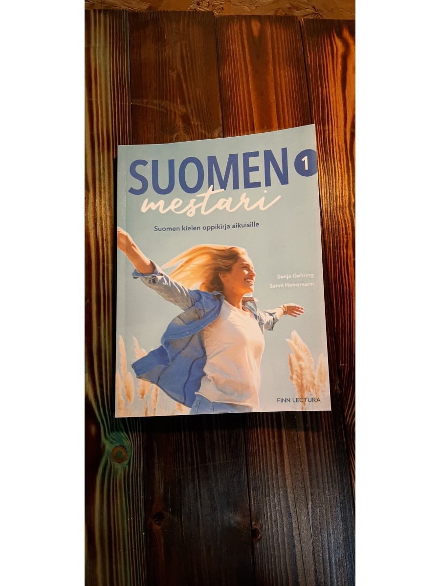 Suomen mestari 1. Учебник Suomi. Учебник Suomen mestari. Учебник финского с дисками. Суомен Местари 4.