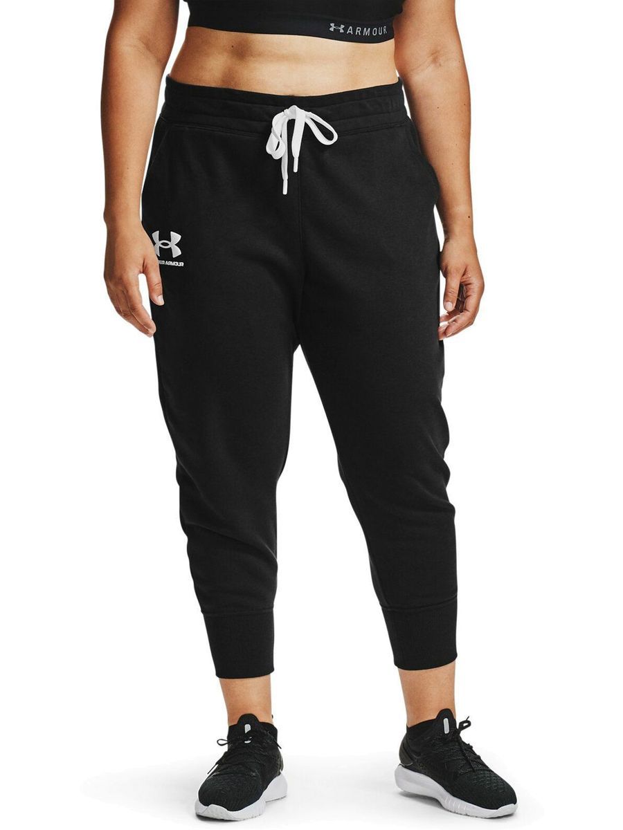 Ua rival fleece jogger. Брюки Rival Fleece Crest Joggers under Armour спортивные. Размерная сетка under Armour брюки. Штаны under Armour флисовые купить.