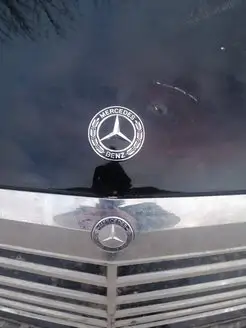 Эмблема Мерседес шильдик на капот Mercedes-Benz MB W204